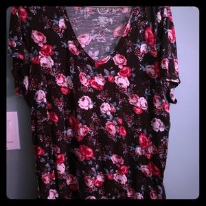 Maurices ultra comfy floral tee